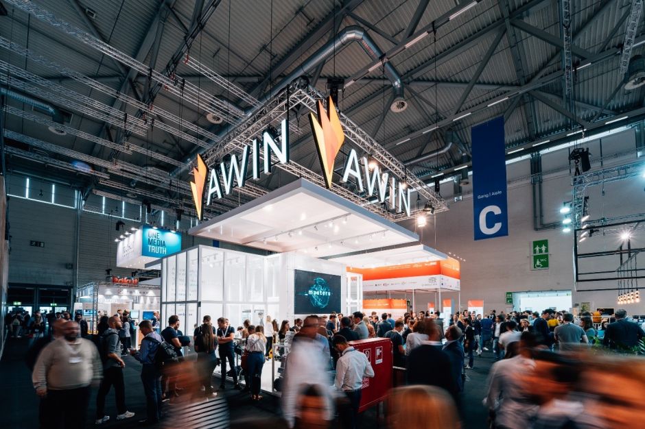 A photo of Awin's transparent booth theme
