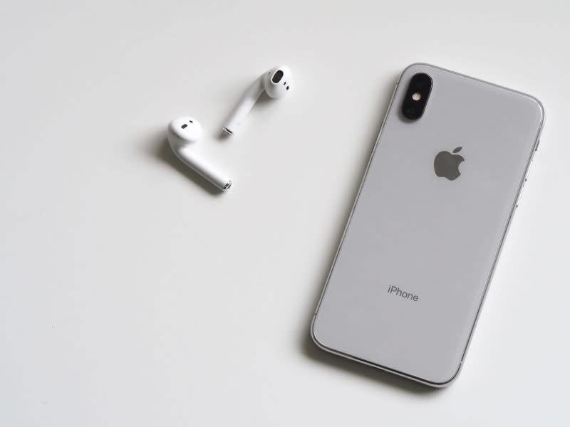 Perchè l'iPhone XR ha salvato Apple